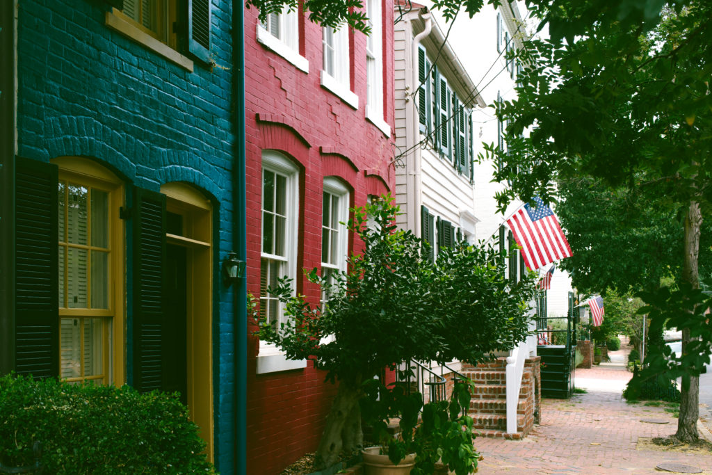 Discover the historic neighborhood of Old Town Alexandria.